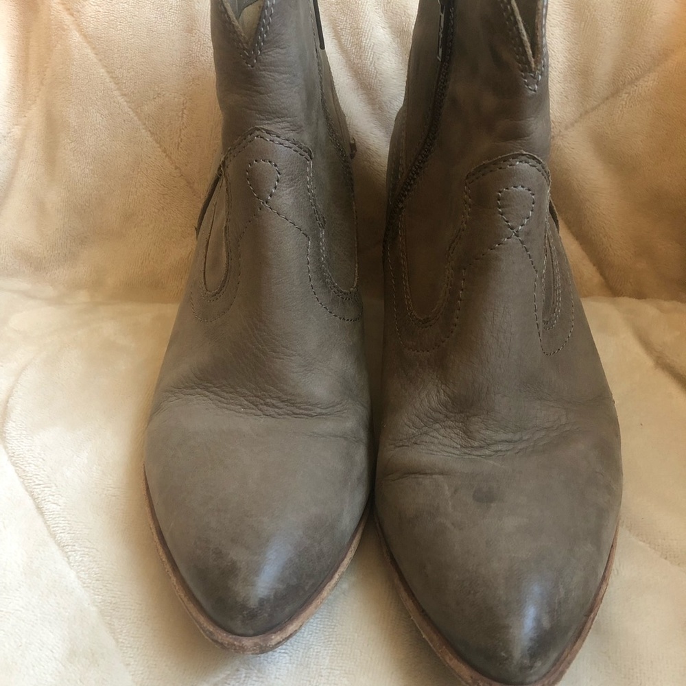 Frye brown/grayish ankle booties size 8.5M - Picture 6 of 10
